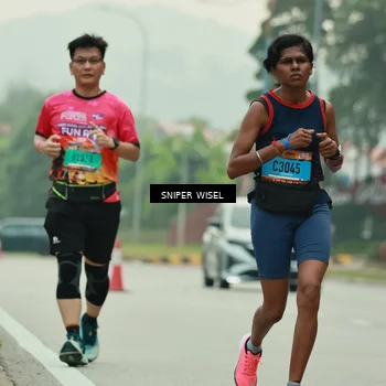 Runner Photo 7049655