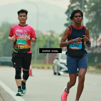 Runner Photo 7049658
