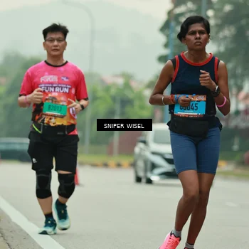 Runner Photo 7049659