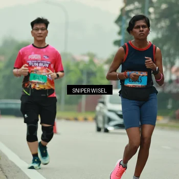 Runner Photo 7049663