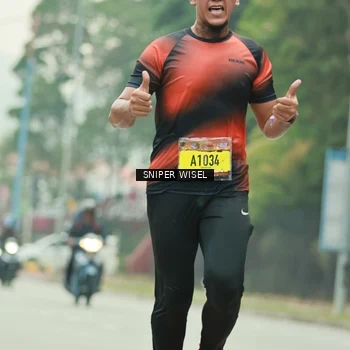 Runner Photo 7049732