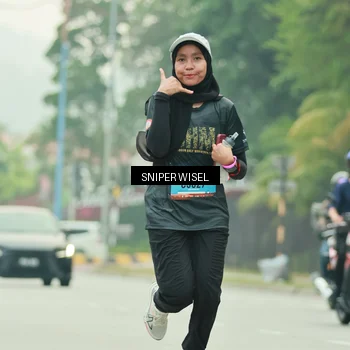 Runner Photo 7049737