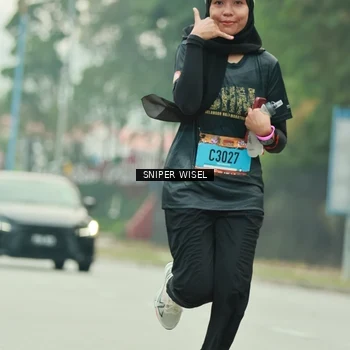 Runner Photo 7049754