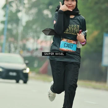 Runner Photo 7049763