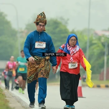 Runner Photo 7049780