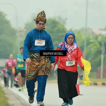 Runner Photo 7049783