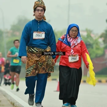 Runner Photo 7049793