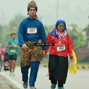 Runner Photo 7049794
