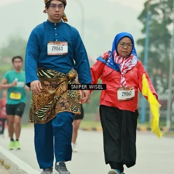 Runner Photo 7049801