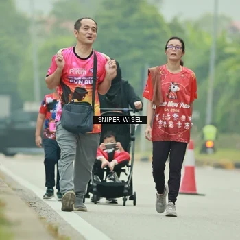 Runner Photo 7049823