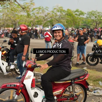 Runner Photo 7050547