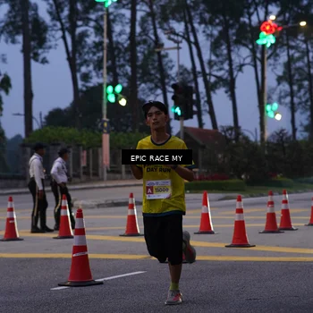 Runner Photo 7051008