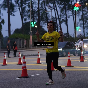 Runner Photo 7051009
