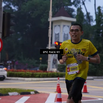 Runner Photo 7051014