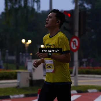 Runner Photo 7051019