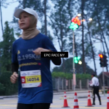 Runner Photo 7051023