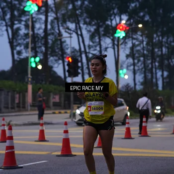 Runner Photo 7051034
