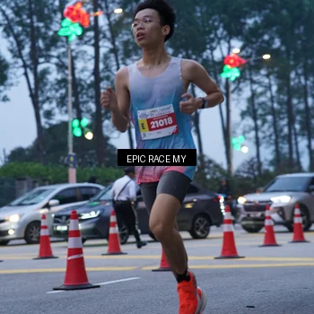 Runner Photo 7051042