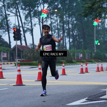 Runner Photo 7051051