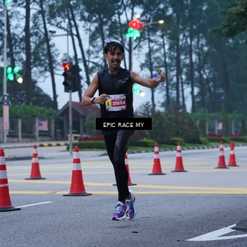 Runner Photo 7051056