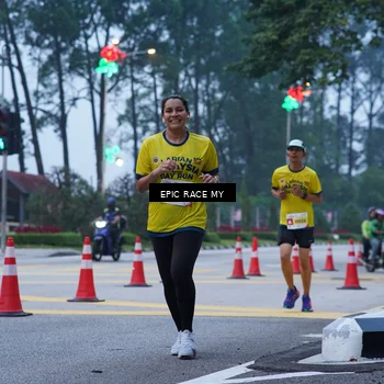 Runner Photo 7051062