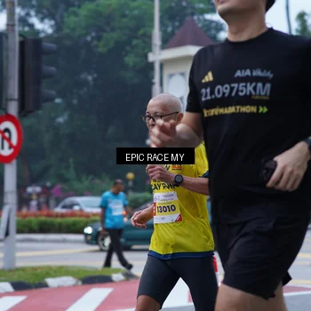Runner Photo 7051075