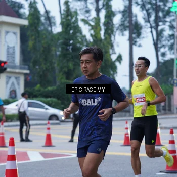 Runner Photo 7051076