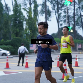 Runner Photo 7051078