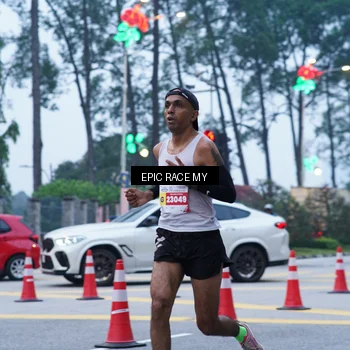 Runner Photo 7051086