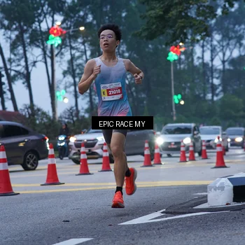 Runner Photo 7051087