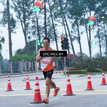Runner Photo 7051098