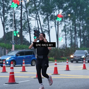 Runner Photo 7051102