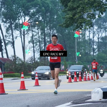 Runner Photo 7051114