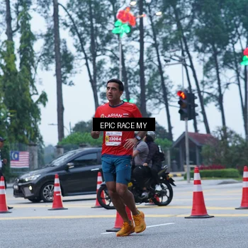 Runner Photo 7051117