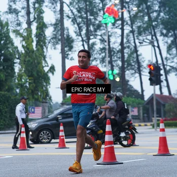 Runner Photo 7051118