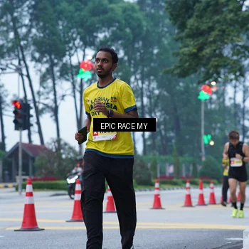 Runner Photo 7051137