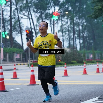 Runner Photo 7051147