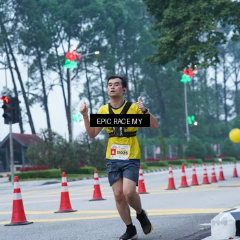 Runner Photo 7051151