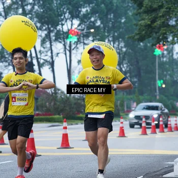 Runner Photo 7051159