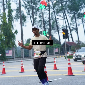 Runner Photo 7051164