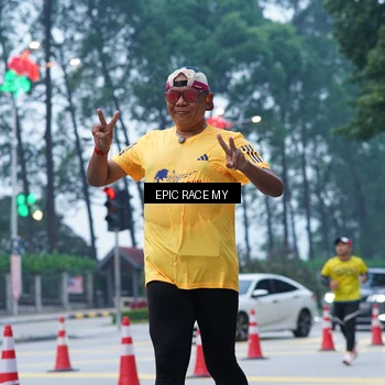 Runner Photo 7051171
