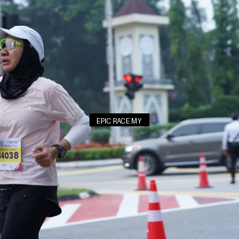 Runner Photo 7051178