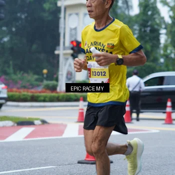 Runner Photo 7051209
