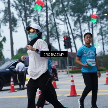 Runner Photo 7051227