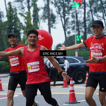 Runner Photo 7051239