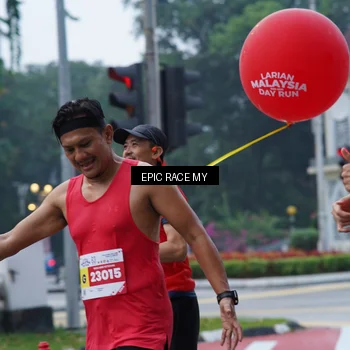 Runner Photo 7051240