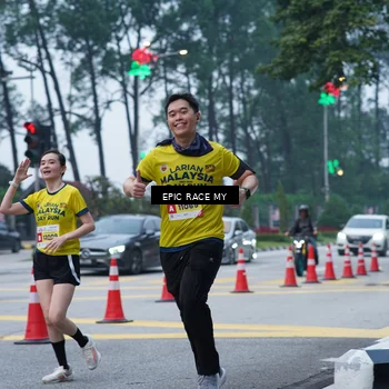 Runner Photo 7051243