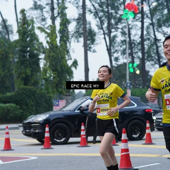 Runner Photo 7051246