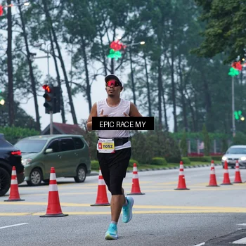 Runner Photo 7051251