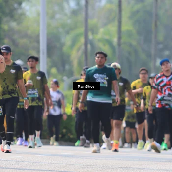 Runner Photo 7051260
